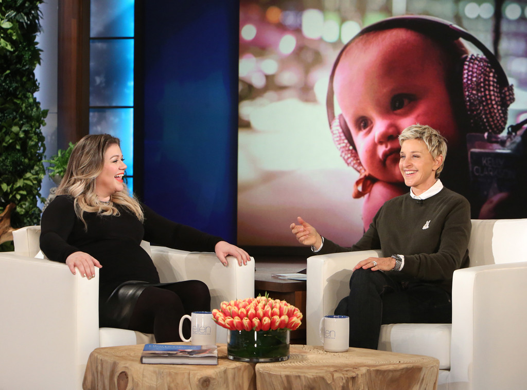 Kelly Clarkson, Ellen DeGeneres Kelly Clarkson, Ellen DeGeneres